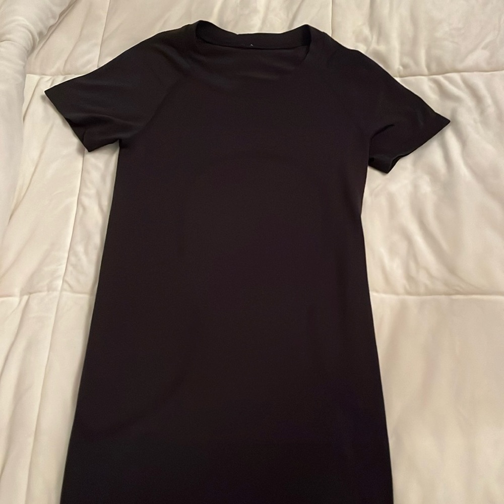 Lululemon short sleeve swiftly tech